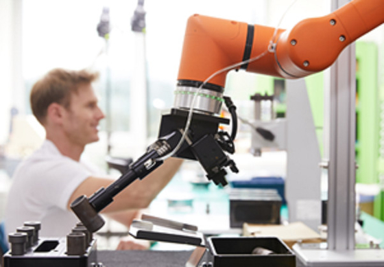 Рука робота HCR-3A сотрудническая с осью Cobot Palletizer Hanwha 6 Gripper системы Onrobot зрения