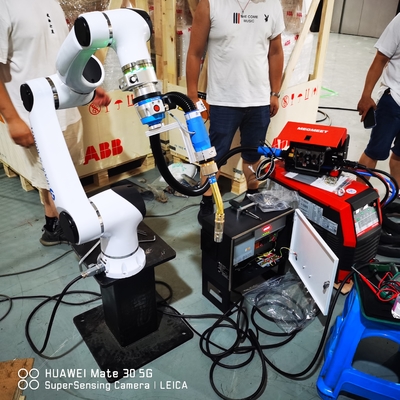 6 рука робота Hansrobot Cobot Elfin05-L оси сотрудническая со сварочным оборудованием