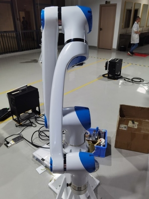 Ось робота CNGBS-G05 Cobot 6 китайского бренда воспитательная с Gripper Cobot Pallerizer Onrobot RG6