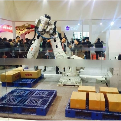 ABB 6 Axis Robotic Arm IRB 6700-155/2.85 с очистителем CNGBS для автоматизации палетного робота