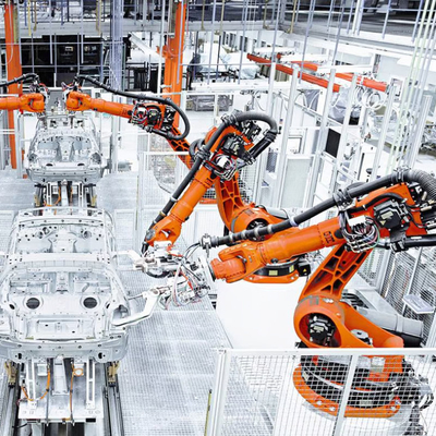 KUKA KR 240 R3330 Робот-палетизатор с линейным направляющим рельсом CNGBS в качестве автоматической машины