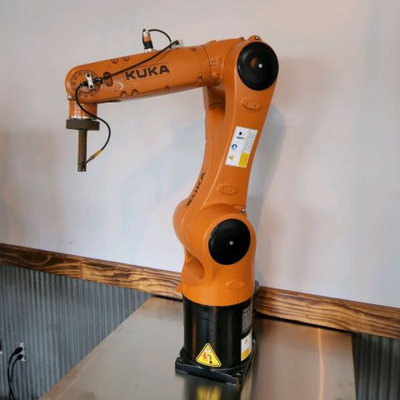 Сварный робот KUKA KR 6 R900-2 Cobot с CNGBS сварными позиционерами для других сварных работ