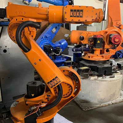 KUKA KR 210 R2700 Промышленные роботы с линейными проводами CNGBS для сборки двигателей