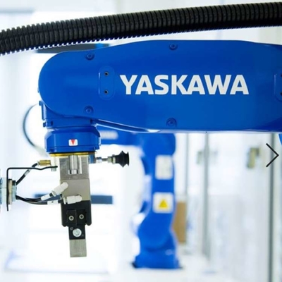 6 оси подбирать и размещать роботизированную руку Yaskawa GP8 с CNGBS робот захватчик для робота обработки материалов