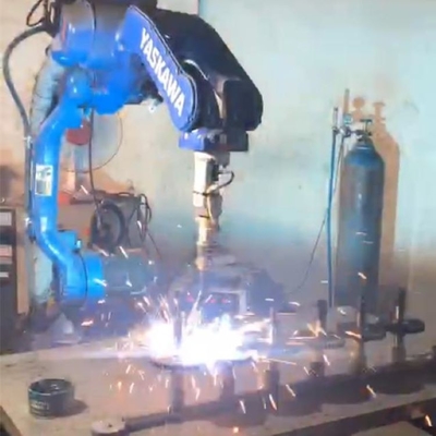 6 оси сварка роботизированная рука Yaskawa AR2010 с CNGBS робот одежда для автоматизированного сварки робота