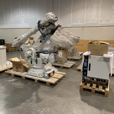 Высокодоступный робот-рука ABB IRB 6700-150/3.2 как промышленный робот для обработки материалов