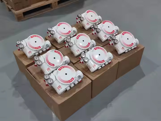 Пневматический клапан управления линейный с клапаном потока LOGIX 3200MD 520MD DIGITAL HART VALVE POSITIONER в запасе клапанов потока