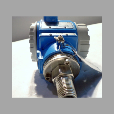 Flow control valve skid with Endress+Hauser Proline Prowirl F 200 vortex flowmeter and Cerabar PMC71 digital pressure transmitter