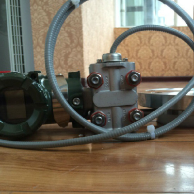 Valve switching device equipped with a Yokogawa VY series vortex flowmeter and EJX115A low-flow transmitter
