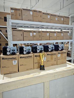 Регулирующий клапан с цифровым позиционером клапана Baker Hughes Masoneilan SVI2-21123121 Пневматический бустер YT-200 Фильтр-регулятор