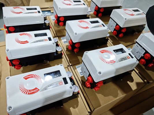 Пневматический регулирующий клапан и промышленные цифровые позиционеры Flowserve Logix 520MD, контроллер промышленных регулирующих клапанов и регулятор Fish-er 67