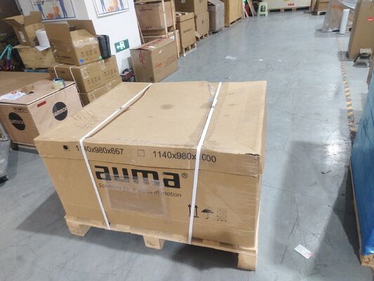 Новый привод SA. Диапазон крутящего момента от 10 до 32 000 Нм. Электрический привод клапана. Многооборотный привод AUMA SA16.2-F16 и поворотный клапан Keystone.