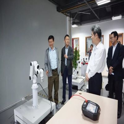 Робот всеобщих роботов Elfin E10-L Cobot сотруднический для робота заварки Mig