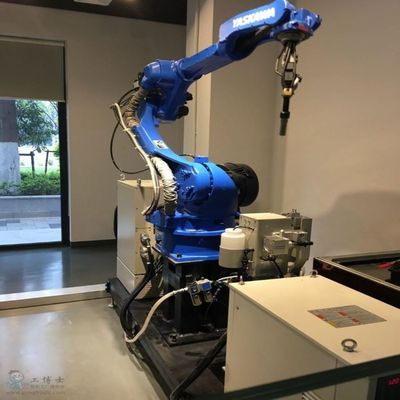 Регулятор оси YRC1000 руки 6 робота Motoman AR2010 для робота заварки TIG