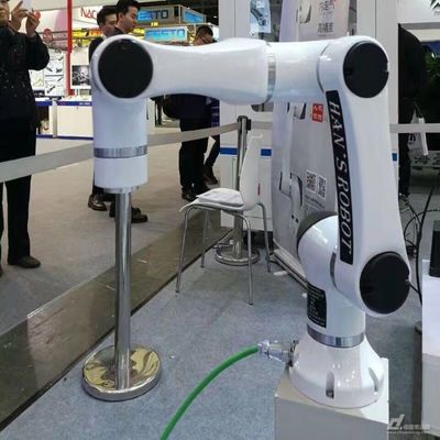 Распыляя робот Elfin E10 регулируя робот с сотруднической осью руки 6 робота