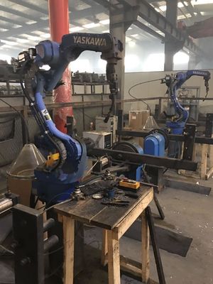 Полезная нагрузка 12kg Motoman AR2010 со сварщиком RD500S используемым для робота заварки