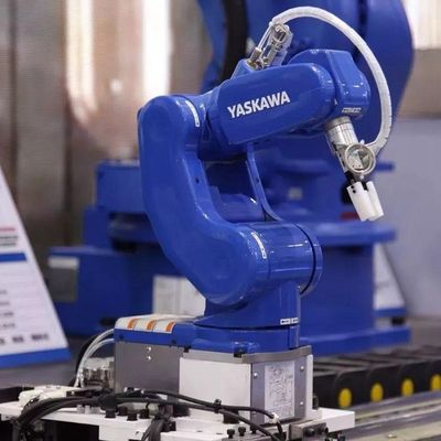Цена промышленного робота GP7 с полезной нагрузкой 7KG и регулятором CNC YRC1000 для погрузо-разгрузочной работы