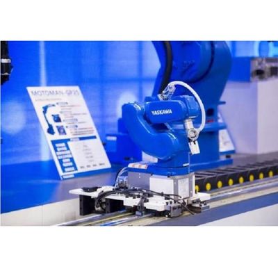 Цена промышленного робота GP7 с полезной нагрузкой 7KG и регулятором CNC YRC1000 для погрузо-разгрузочной работы