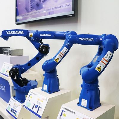Промышленный робот GP25 с регулятором полезной нагрузки 25KG и робота YRC1000 как материальные части погрузочно-разгрузочного оборудования