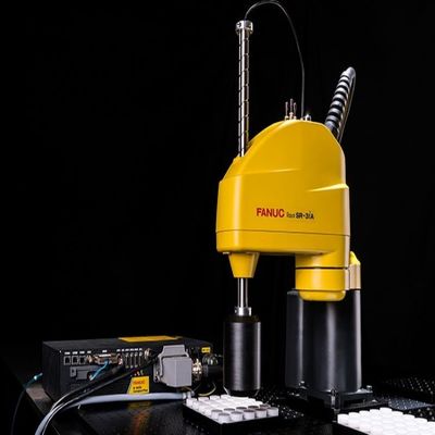Ось полезной нагрузки 4 руки 3kg робота CNC робота SR-3iA Scara для робота собрания