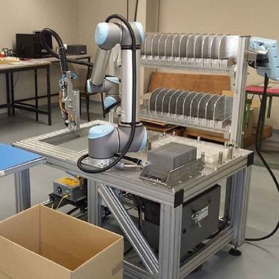 Мини робот UR 3e сотруднического робота с полезной нагрузкой 3KG как Cobot для материальных частей погрузочно-разгрузочного оборудования
