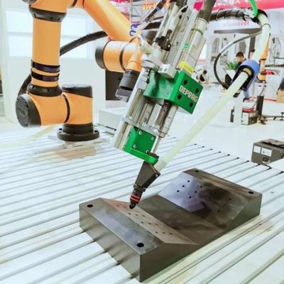 Ось Cobot AUBO I16 6 для нагружать и разгружать как сотруднический робот