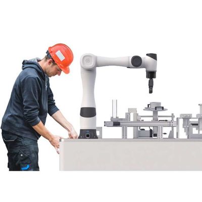 Роботизированная рука 6 оси CR5 Cobot Robot 5 кг полезной нагрузки для автоматической погрузки и разгрузки в качестве Cobot
