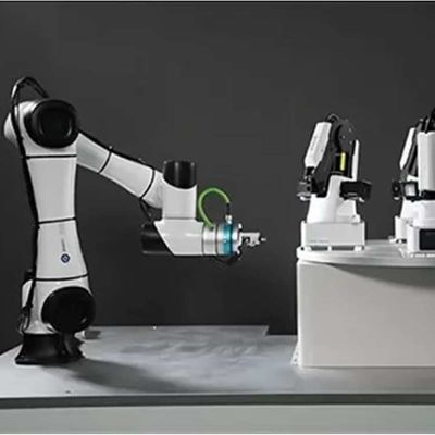 Роботизированная рука 6 оси CR5 Cobot Robot 5 кг полезной нагрузки для автоматической погрузки и разгрузки в качестве Cobot